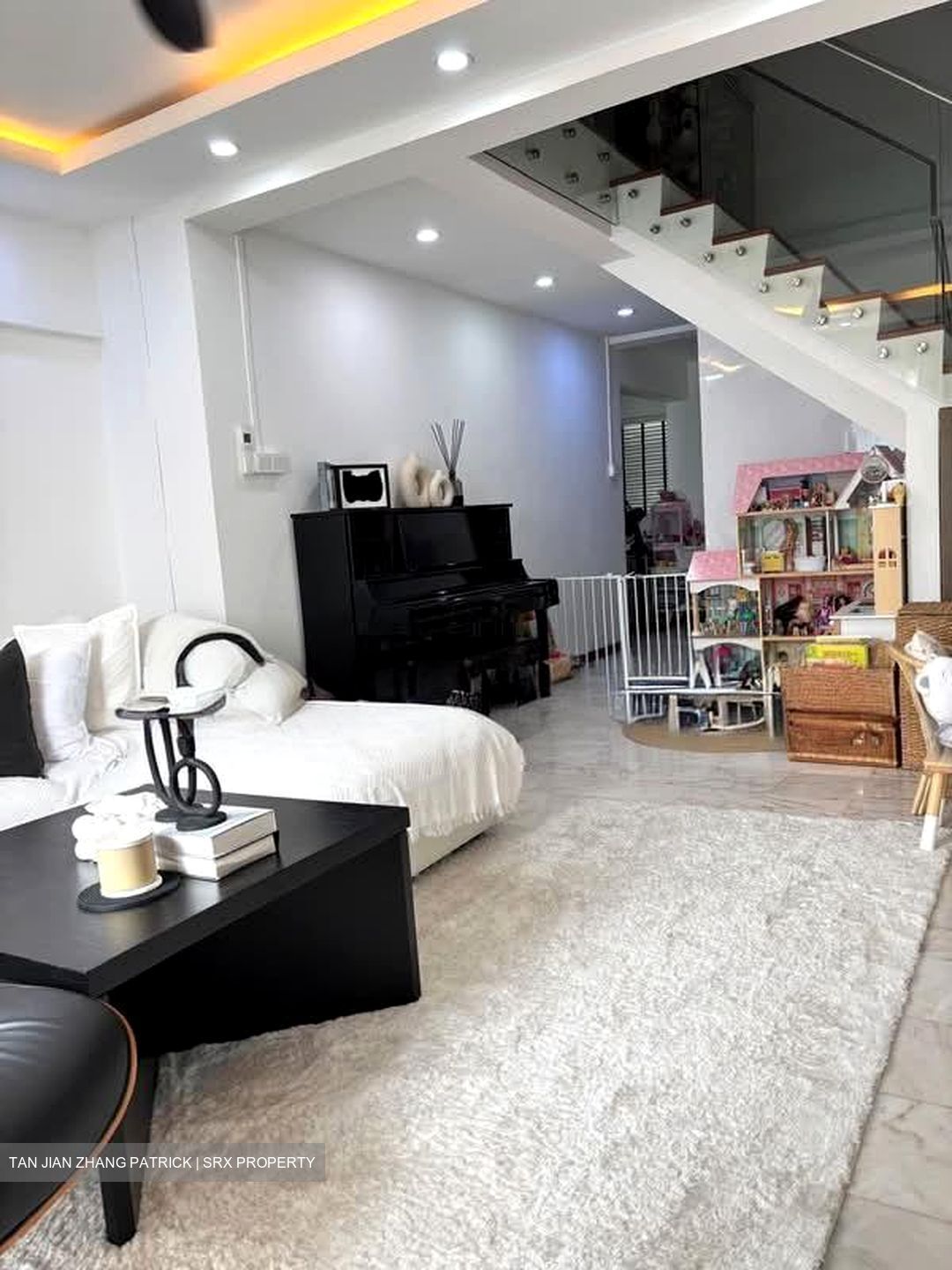 Blk 340 Jurong East Avenue 1 (Jurong East), HDB Executive #605490751